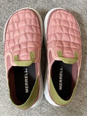 Merrell women’s Hut Moc 2 Burlwood / Avocado Slip On Sneakers